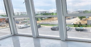 Панорамное остекление балкона Черняховск цена от 11 тыс. руб. м/п.